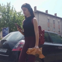 Maroon leggings cutie