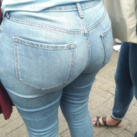 Sexy jeans bubble
