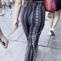 Sexy jiggle (vertical)