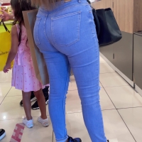 Sexy jeans booty