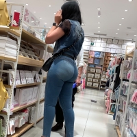 Plump booty