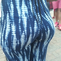 Ebony ass in leggings