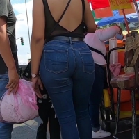 Big jeans booty