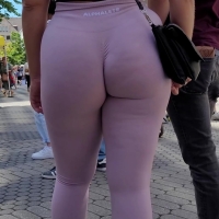 pawg pink alphalete.mp4-2024-06-28-15h40m55s325.jpg