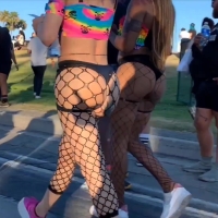 Raver babes (horizontal)