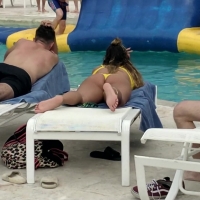 Yellow bikini booty