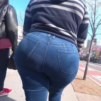 Huge ebony ass
