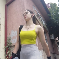 Sexy gym goer