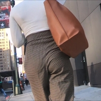 Latina wobble