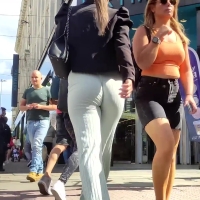 Hot wedgie