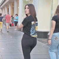 Big booty brunette