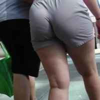 Chunky milf