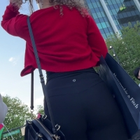 Curly Lulu chick