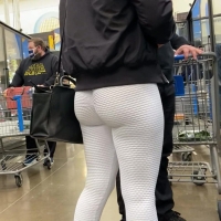 Textured blonde ass