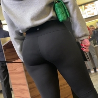 Sexy Lulu ass