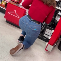 Curvy Target employee