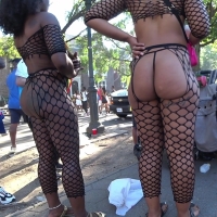 Fishnets ebony duo