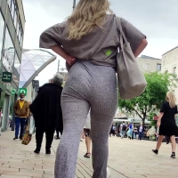 Big booty blonde