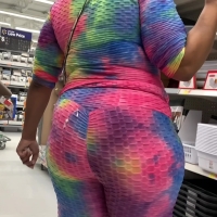 Colorful milf creamed