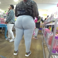 Fat booty in tight jeans