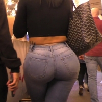 Tight jeans bubble