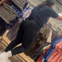 Thick Latina worker