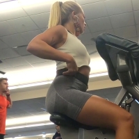 Gymshark hottie (part 1)