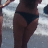 Thick brunette beach ass