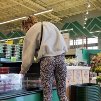 Patterned leggings booty
