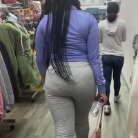 Ebony booty in grey