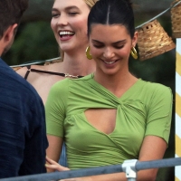 Kendall Jenner candid in a gree...