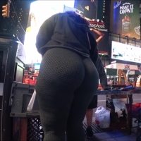 Extra thick PAWG