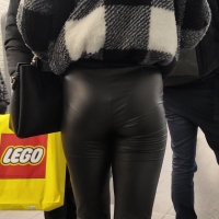 Wetlook babe