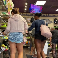 Cheeky mall girls