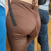 Brown leggings booty