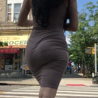 Tight skirt wobble