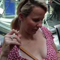 Milf cleavage (full video)