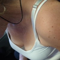 Train babe cleavage