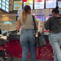 Latina milf in jeans