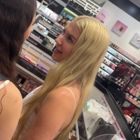 Big booty blondie