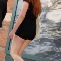 Thick redhead