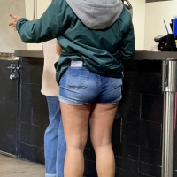 Thick denim booty