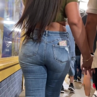 Big booty and vpl