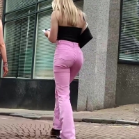 Pink booty blonde