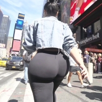 Huge booty Latima