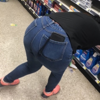 Black booty in jeans