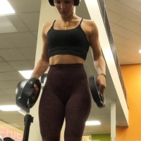 Hot gym brunette (part 2)