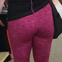 Nice ass in maroon leggings