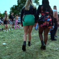 Thick festival girl