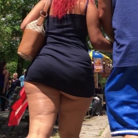 Cheeky thick chick